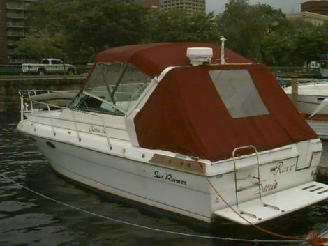 SSi Boats For Sale by owner | 1988 SunRunner Classic 318